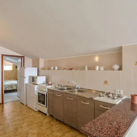 Apartmán Awesome In With Kitchen Imperia