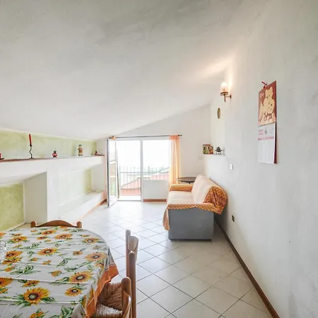 Appartamento 3 Bedroom Awesome In *