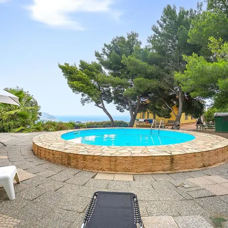 3 Bedroom Awesome In Imperia